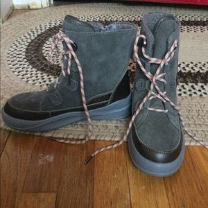 Pajar Addison suede boots